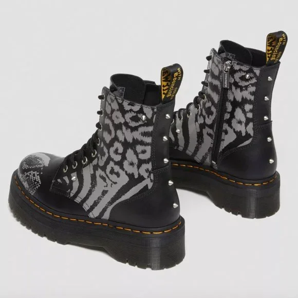 NWOB Dr. Marten 8 Eyelet Jadon Animal Clash Boot